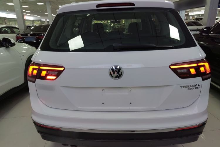 Used Volkswagen Tiguan L 2017 330TSI Automatic Two-Wheel Drive Luxury Edition
