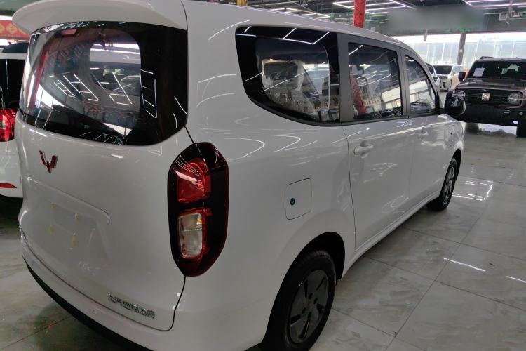Used Wuling Hongguang New Energy 2025 Extended-Range Hybrid 50KM Comfort Version