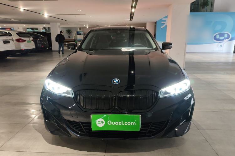 Used BMW i3 2024 eDrive 35 L
