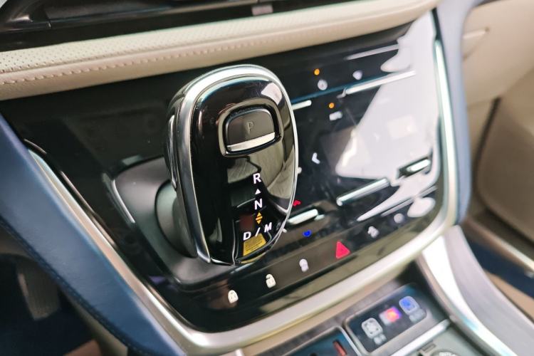 Used Buick GL8 2021 ES Landtrek 653T Comfort Edition