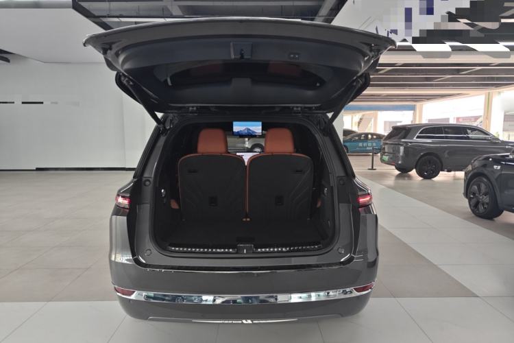 Used Li Auto L9 2022 Max model
