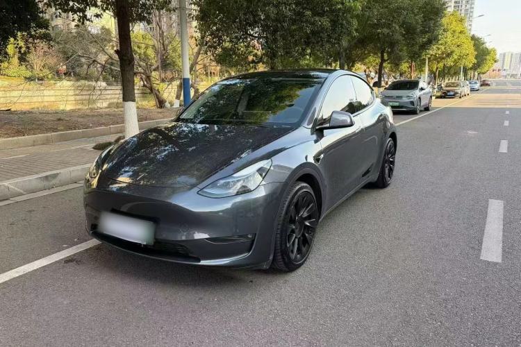 Used Tesla Model Y 2021 Long-Range All-Wheel-Drive Version 3D7