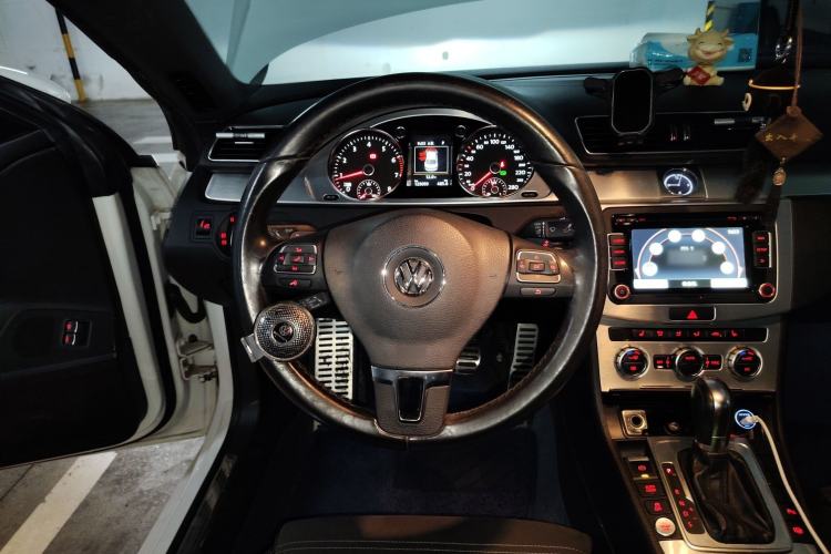 Used Volkswagen FAW-Volkswagen CC 2015 1.8TSI Luxury Model
