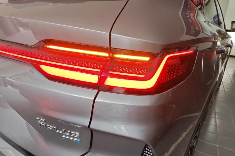 Used BYD Song PLUS New Energy 2025 DM-i Smart Drive 112KM Prestige Model
