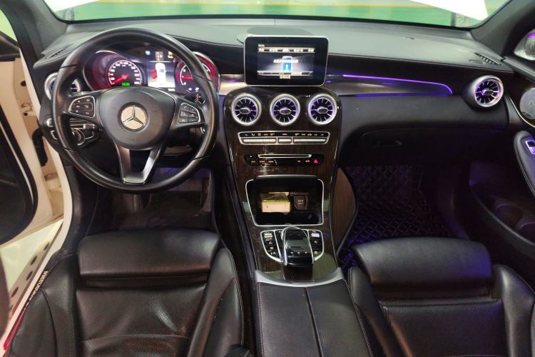 Used Mercedes-Benz GLC 2019 GLC 260 L 4MATIC Dynamic Model