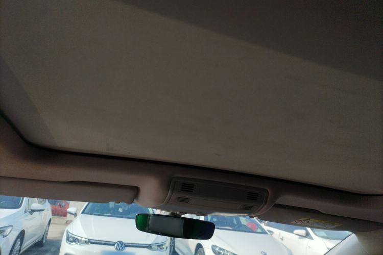 Used Volkswagen Magotan 2023 2 Million Units Limited Edition 330TSI DSG Leading Version