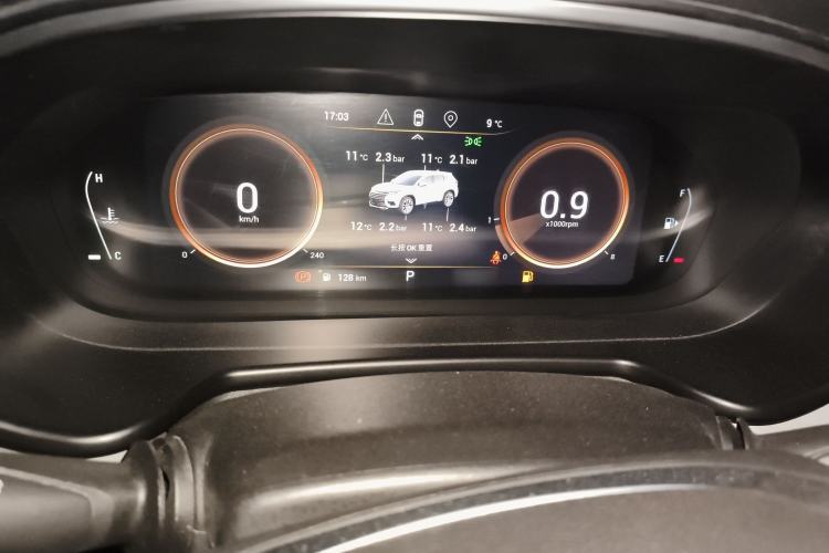 Used  Lingyun 2019 1.6T Two-Wheel Drive Diamond Edition
