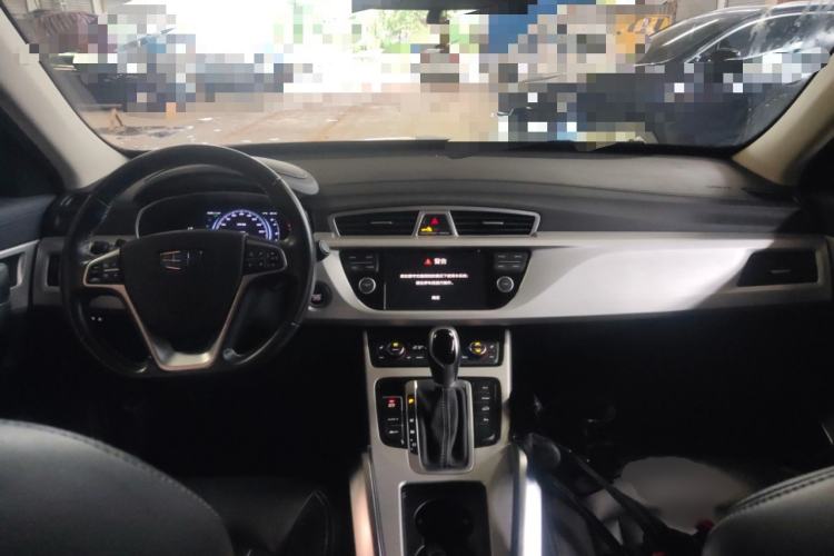 Used Geely Auto Emgrand X7 Sport 2018 1.8TD Automatic Two-Wheel Drive Smart Connect 4G Internet Edition
