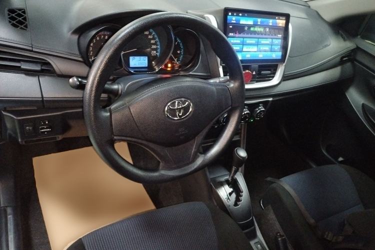 Used Toyota YARiS L 2016 Revised 1.5E CVT Charming Edition
