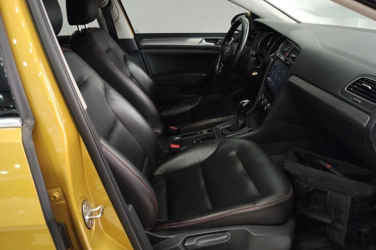 Used Volkswagen Golf 2018 230TSI Automatic Comfort Model
