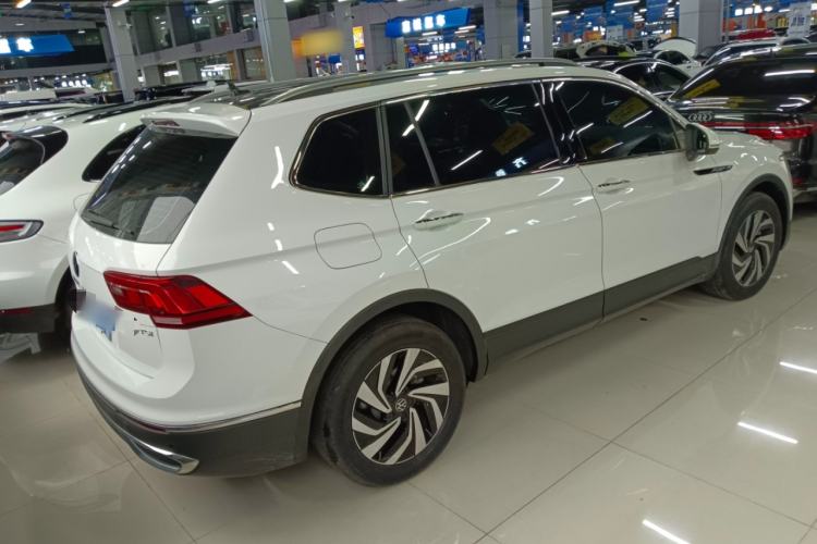 Used Volkswagen Tiguan L 2023 330TSI Automatic Two-Wheel Drive Comfort Edition
