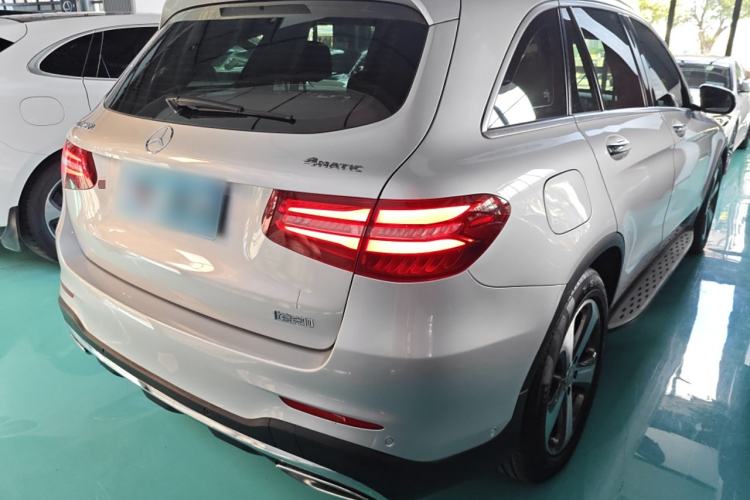 Used Mercedes-Benz GLC 2017 GLC 260 4MATIC Luxury Model
