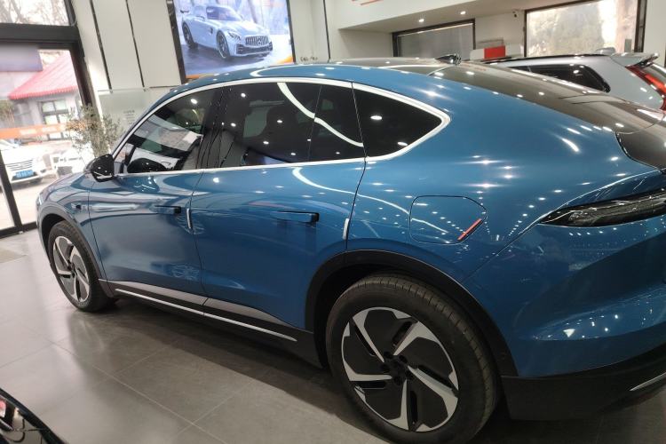 Used Nio EC6 2024 75 kWh
