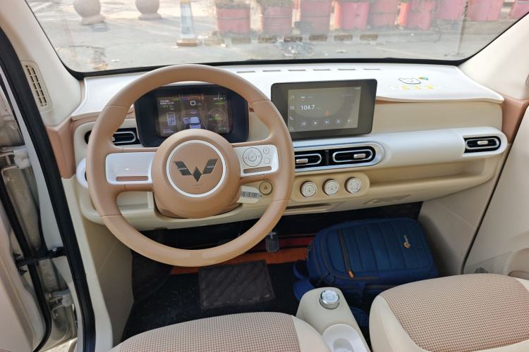 Used Wuling Hongguang MINIEV 2024 3rd Generation 215km Advanced Version