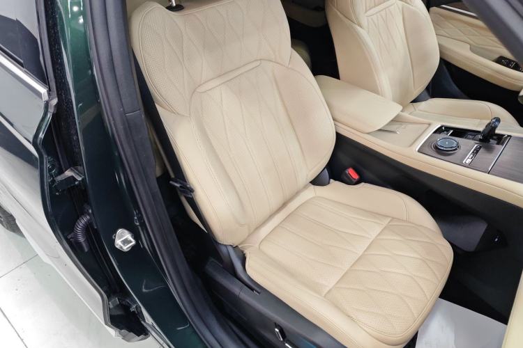 Used Geely Auto Monjaro L 2025 Dongfang Yao 2.0TD Automatic All-Wheel-Drive Wangyue Edition
