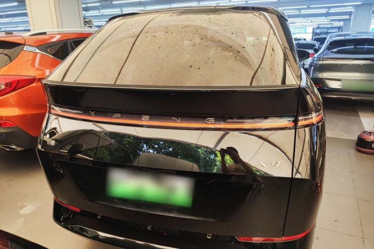 Used XPeng X9 2025 740 Ultra-Long Range Max
