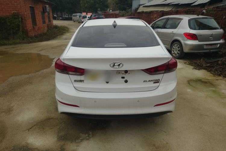 Used Hyundai Elantra 2016 1.6L Automatic ZhiXuan – Elite Version
