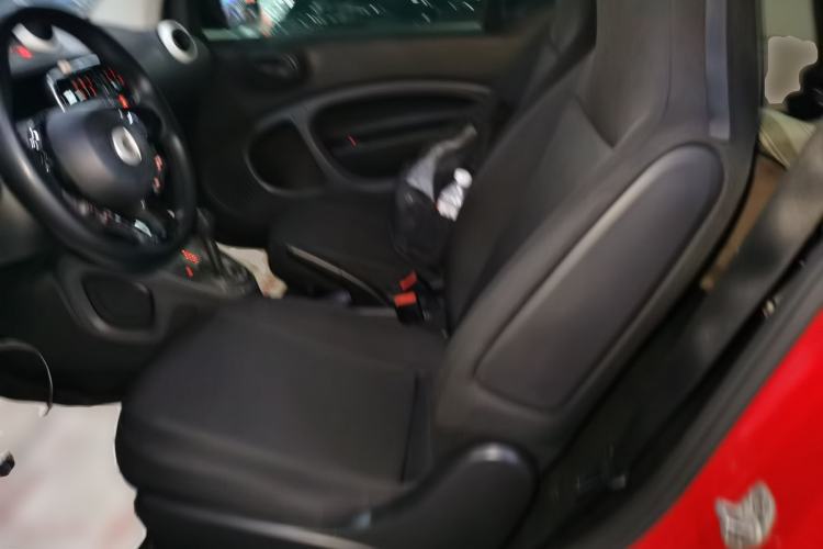 Used smart fortwo 2018 1.0L 52kW Hardtop Dynamic Version China V
