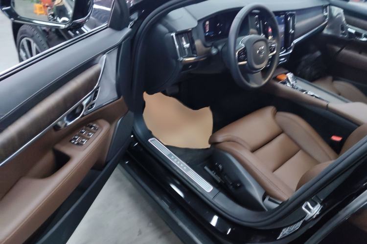 Used Volvo S90 2025 B5 Zhiya Luxury Edition