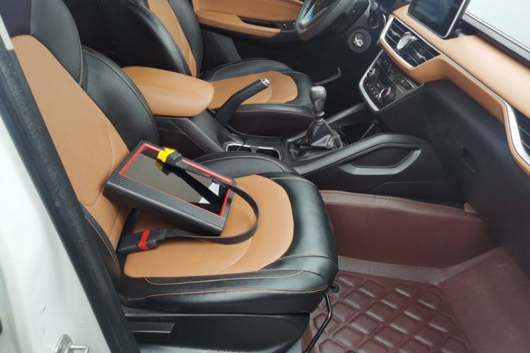 Used Wuling Hongguang S3 2018 1.5L Manual Luxury Model China V Standard