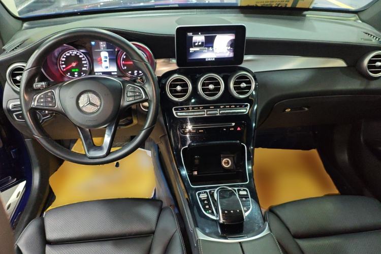 Used Mercedes-Benz GLC Coupe 2017 GLC 200 4MATIC Coupe SUV
