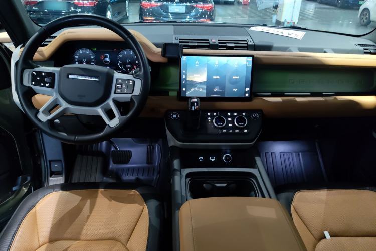 Used Land Rover Defender 2023 Facelift 110 3.0T P400 X-DYNAMIC HSE
