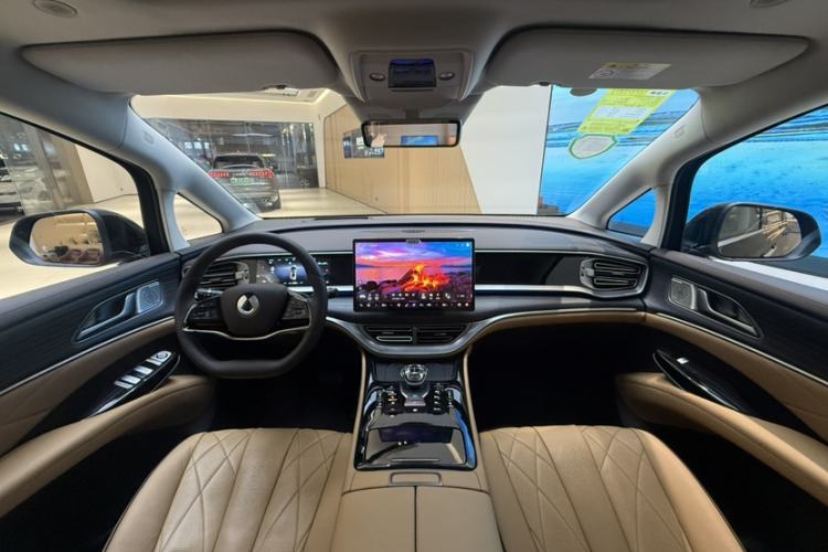 Used Denza D9 2024 DM-i 980 Four-Wheel Drive Prestige Model
