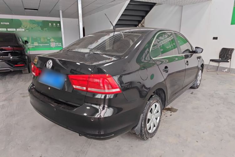 Used Volkswagen Santana 2015 1.6L Automatic Fashion Edition
