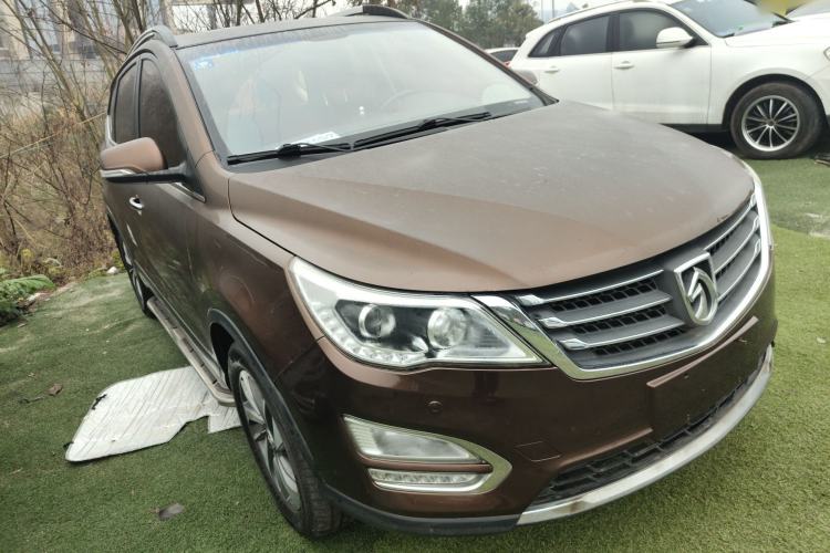 Used Baojun 560 2015 1.8L Manual Luxury Model