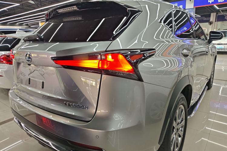 Used Lexus NX 2020 300h Front-Drive FENGSHANG Version China VI Standard
