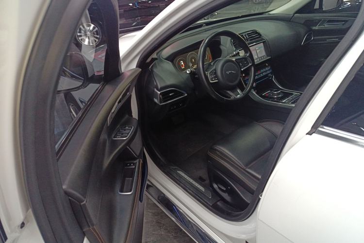 Used Jaguar XEL 2019 2.0T 200 PS Deluxe Edition