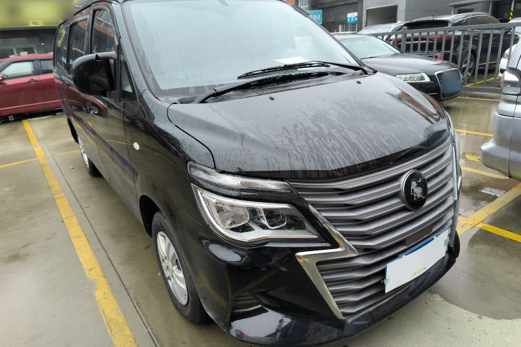 Used FORTHING Lingzhi 2023 M5L 1.6L Base Model 7 Seats