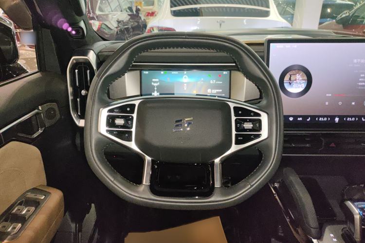 Used JETOUR Traveler 2023 2.0T All-Wheel Drive Conquer PRO
