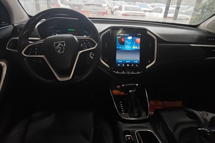 Used Baojun 530 2021 Global Car Anniversary Edition 1.5T CVT Prestige Connected Model 6 Seats
