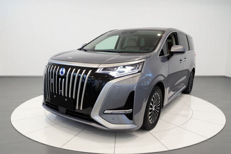 Used Denza D9 2022 EV 600 Four-Wheel Drive Prestige Model