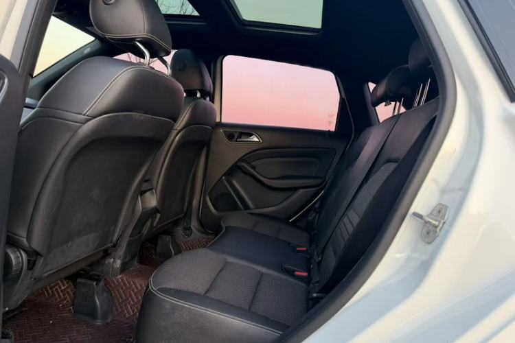 Used Mercedes-Benz B-Class 2015 B 200 Sport Edition
