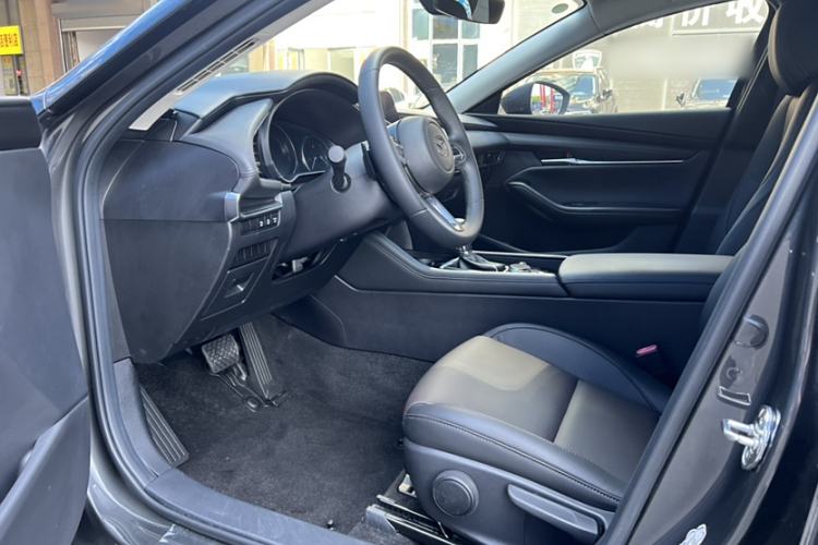 Used Mazda Mazda 3 Axela 2021 2.0L Automatic Zhiya Edition