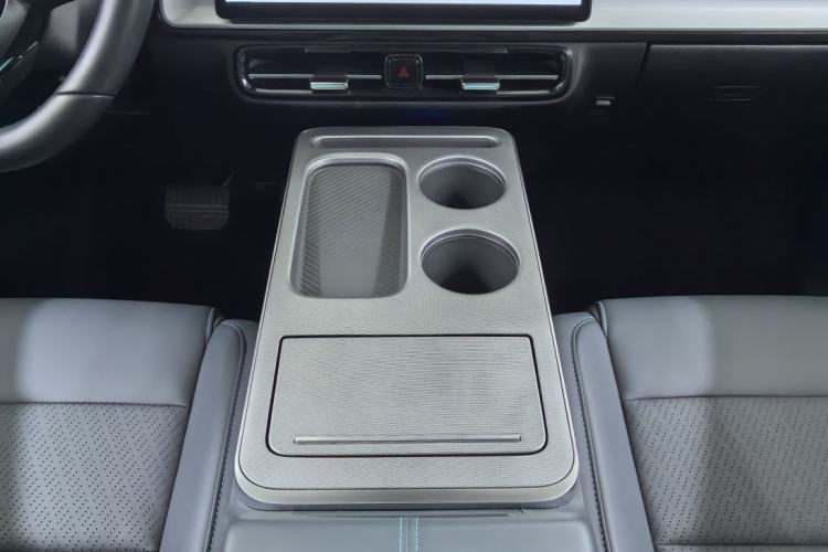 Used AION Y 2023 Younger Star Edition
