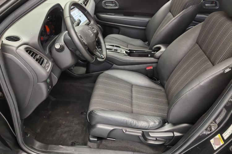 Used Honda Vezel 2015 1.8L CVT 2WD Luxury Model