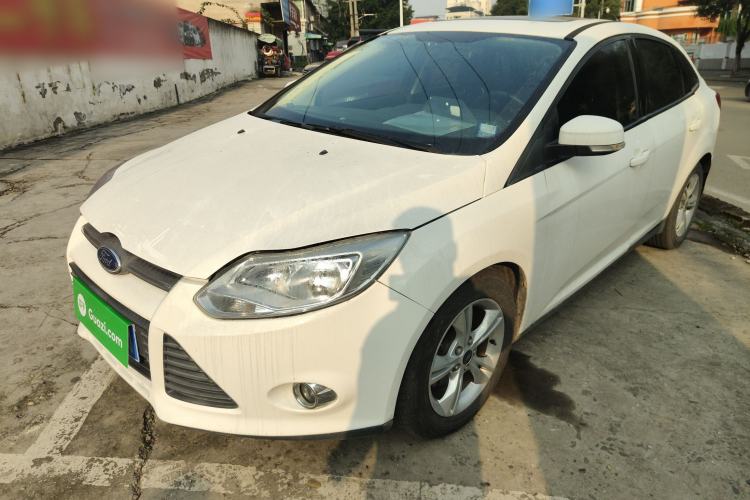 Used Ford Focus 2012 Sedan 1.6L Automatic Fashion Edition