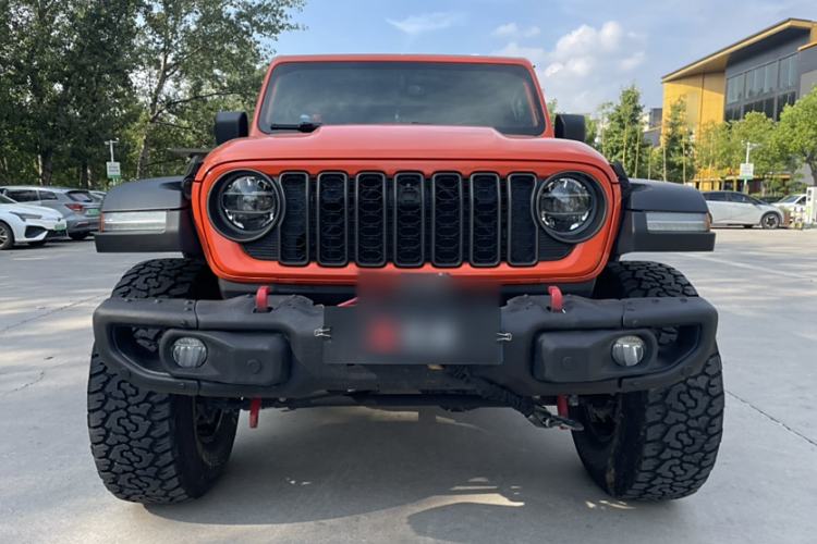 Used  Wrangler 2019 2.0T Sahara Four-Door Version China VI Emission Standard