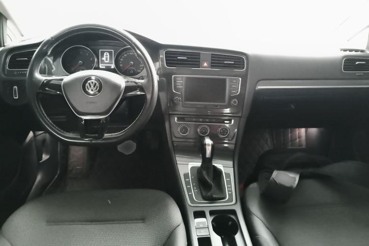 Used Volkswagen Golf 2017 230TSI Automatic Comfort Edition – Celebrating Milestone of One Million Units