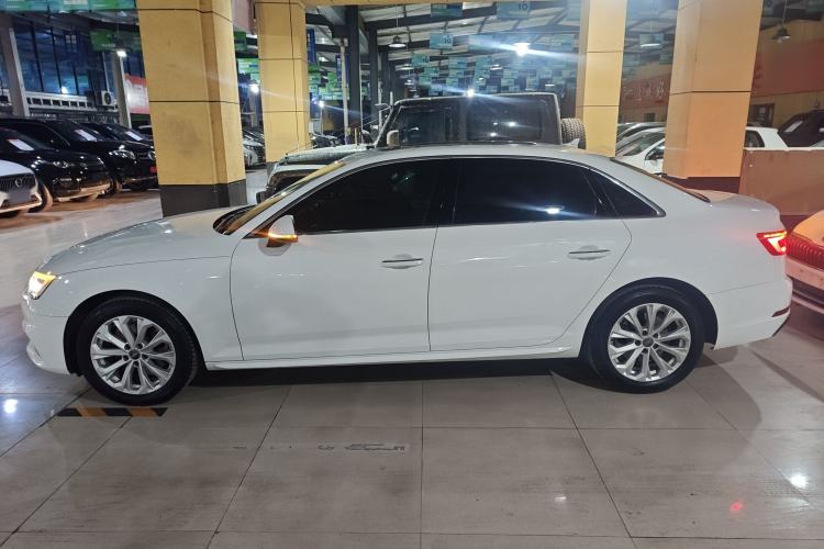 Used Audi A4L 2018 30th Anniversary Edition 40 TFSI Trendy Model