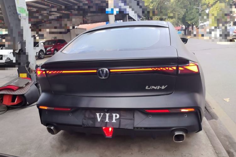 Used Changan UNI-V 2022 1.5T Prestige Version
