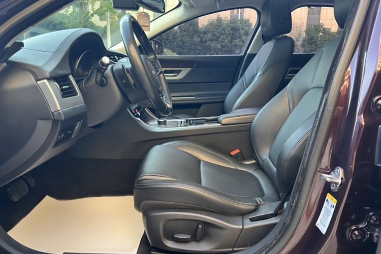 Used Jaguar XFL 2019 XFL 2.0T 200 PS Two-Wheel-Drive Elite Edition
