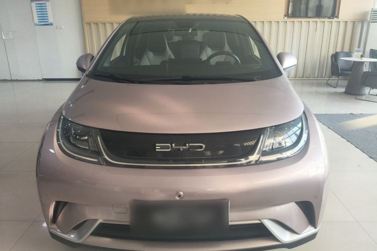 Used BYD Dolphin 2023 420 km Fashion Edition

