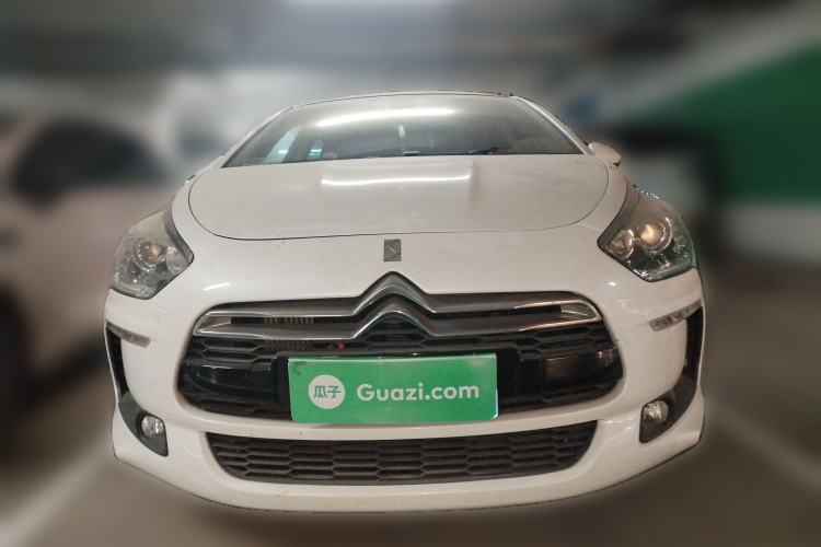 Used  5 2014 1.6T Elegant Version THP160