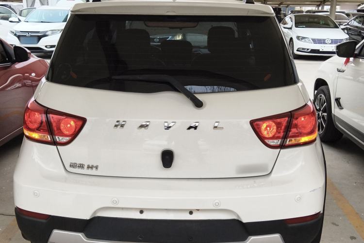 Used Haval H1 2017 Red-Label 1.5L AMT Luxury Model
