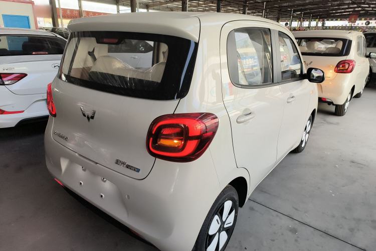 Used Wuling Hongguang MINIEV 2025 Four-Door Version Advanced Edition

