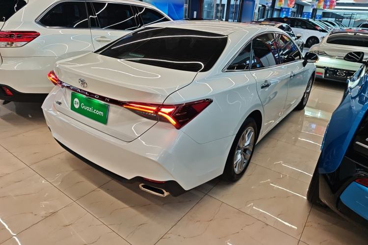 Used Toyota Avalon 2019 2.0L Luxury Edition China VI Standard
